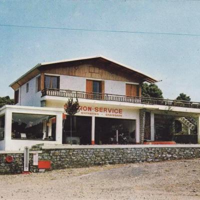 Larnac Station Service
